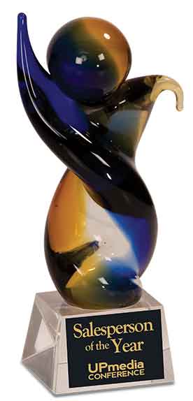 7 3/4" Twisted Body Art Glass Award